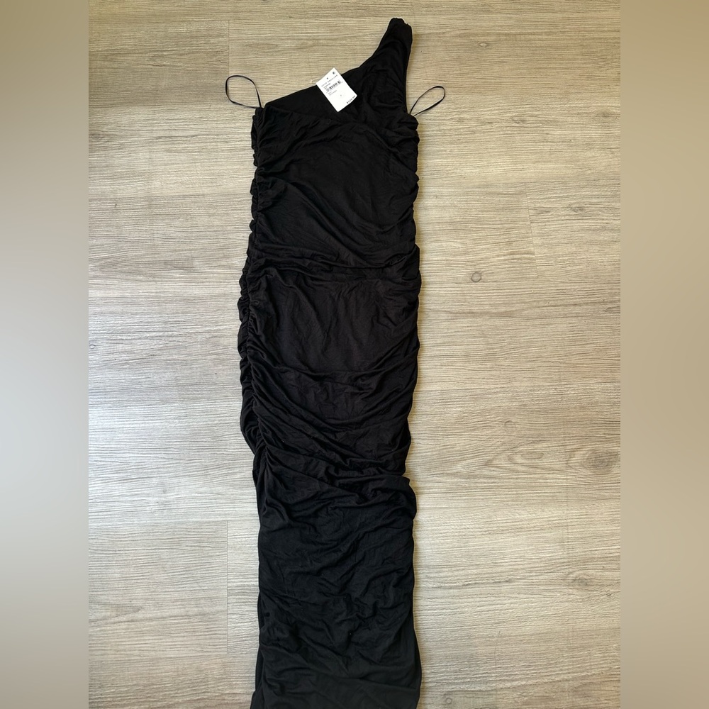 Good American Black Ruched Maxi Pencil Skirt